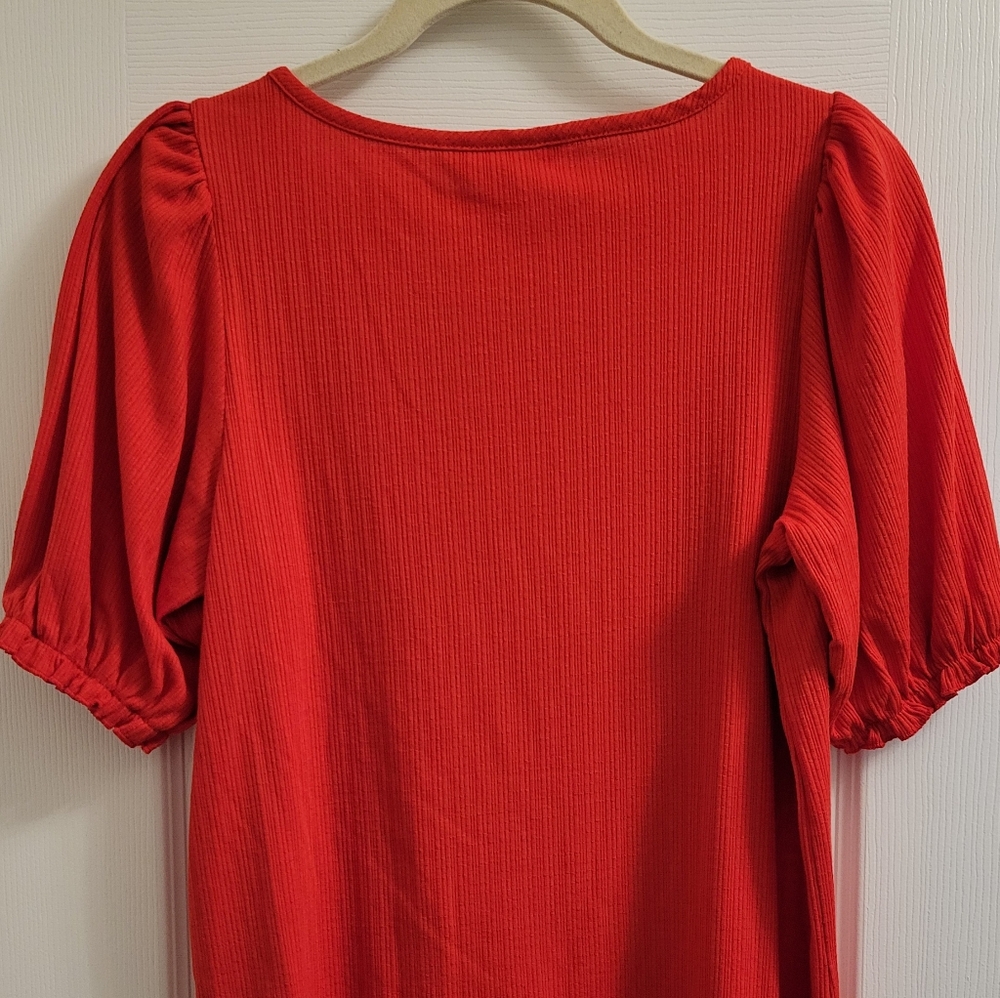 Red Ruffled Puff Sleeve Blouse - Picture 3 of 5